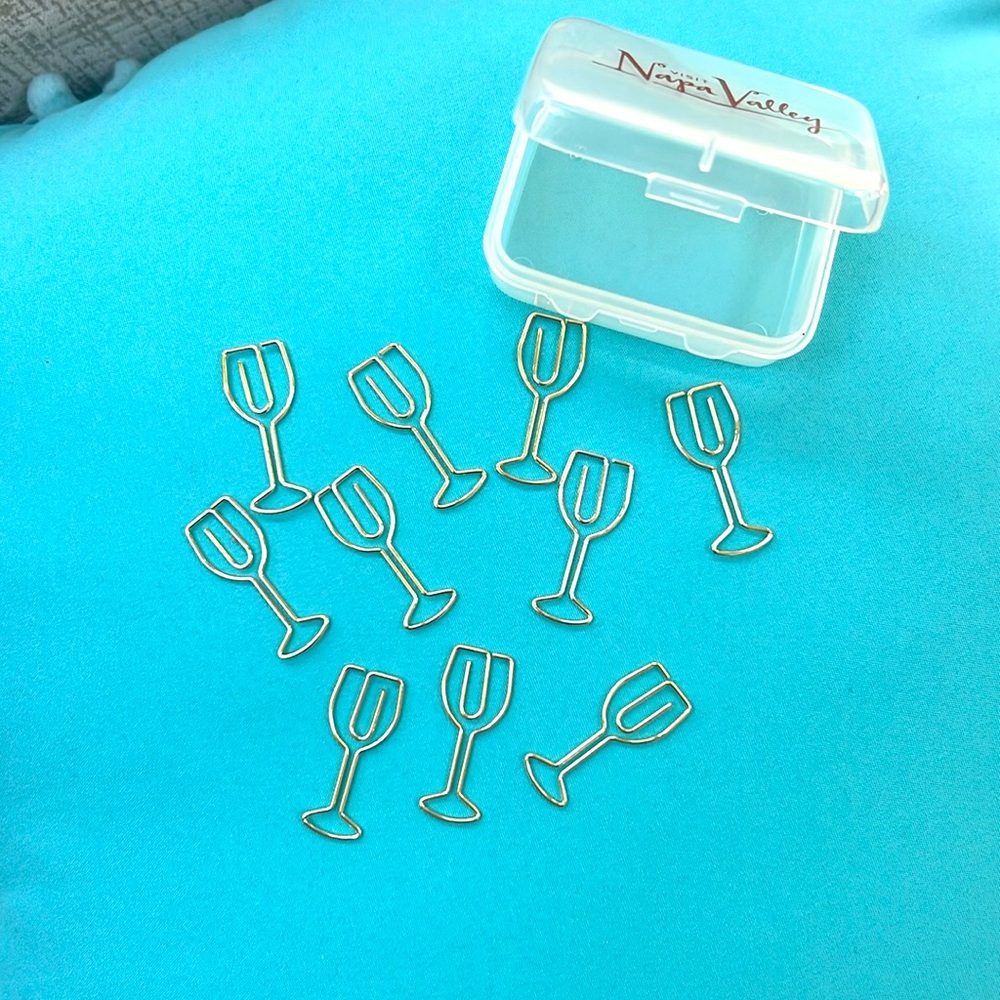 Napa Valley Gold Wine 🍷 Glass Paper Clips Two Containers for $10 20 total clips